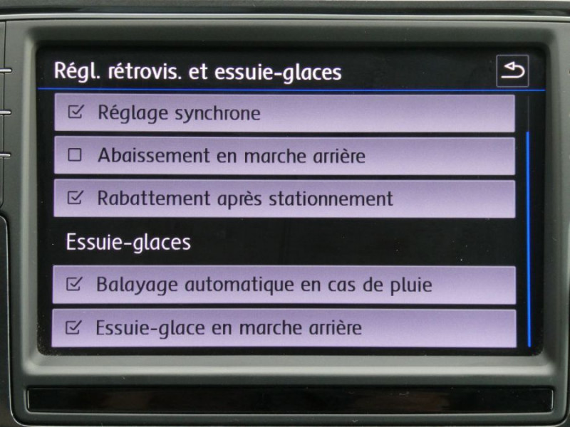 Photo 29 de l'offre de VOLKSWAGEN TIGUAN II 2.0 TDI 150 DSG7 BUSINESS GPS App Connect à 22950€ chez Mérignac auto
