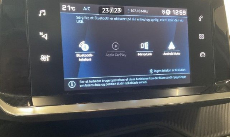 Photo 4 de l'offre de PEUGEOT 208 II 1.2 PureTech 100 BVM6 ALLURE PACK Cockpit 3D TOIT Pano à 18450€ chez Mérignac auto