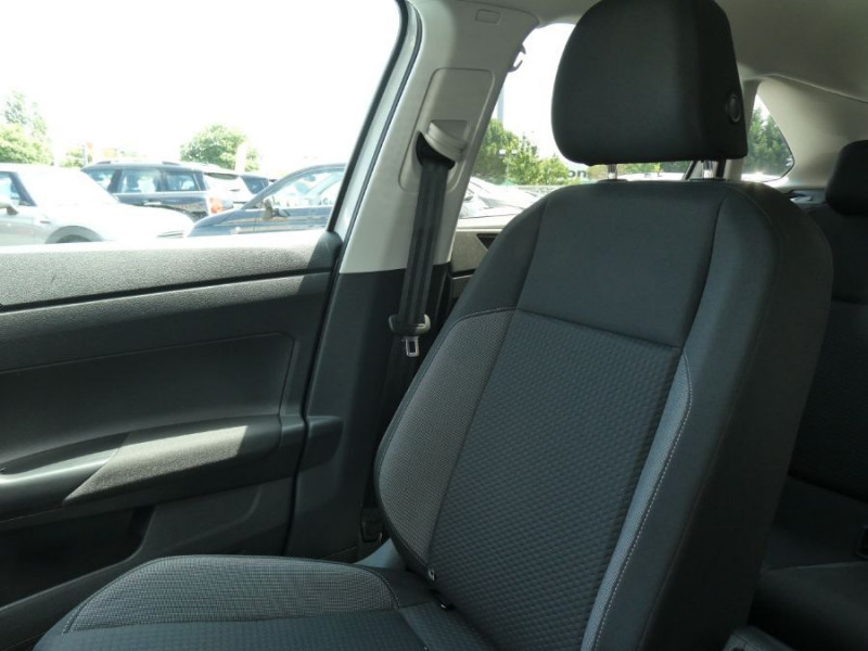 Photo 36 Volkswagen TAIGO 1.0 TSI 110 BVA7 PACK GPS CLIM Auto SC Privacy Glass ESSENCE BLANC PUR en vente chez Mérignac auto Photo 36 de l'offre de VOLKSWAGEN TAIGO 1.0 TSI 110 BVA7 PACK GPS CLIM Auto SC Privacy Glass à 20950€ chez Mérignac auto