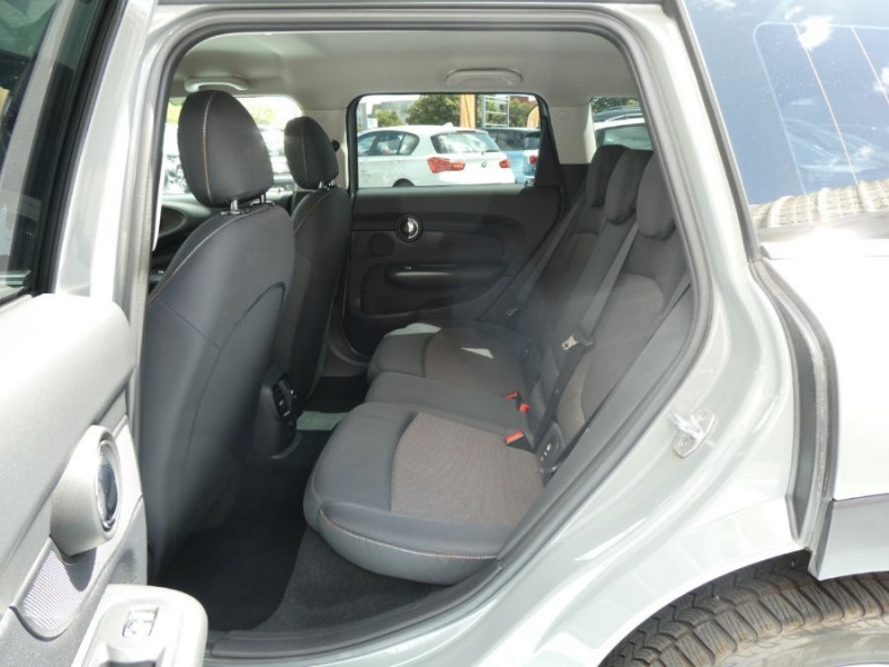 Photo 14 de l'offre de MINI CLUBMAN III ONE 102 BVA JA17 SC Key Less Privacy Glass à 21450€ chez Mérignac auto
