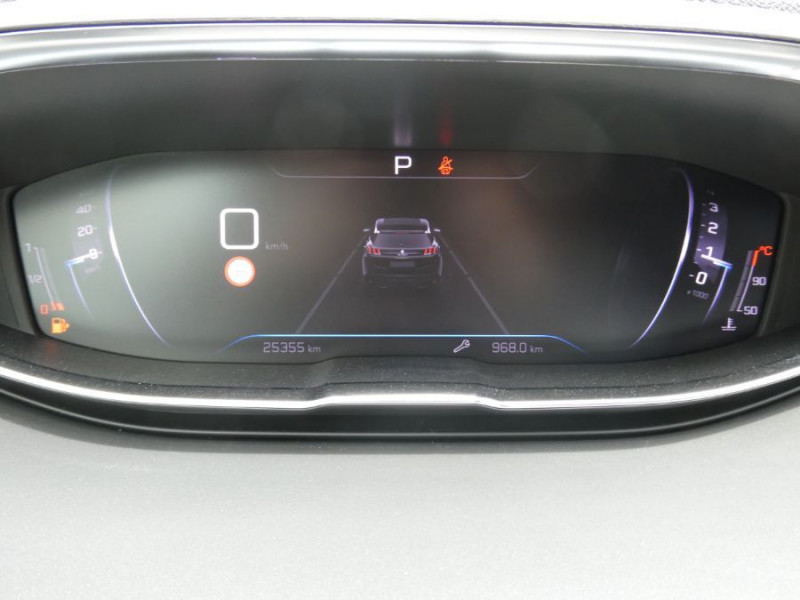 Photo 20 de l'offre de PEUGEOT 3008 II (2) 1.5 BlueHDi 130 EAT8 ALLURE PACK Camera à 30450€ chez Mérignac auto