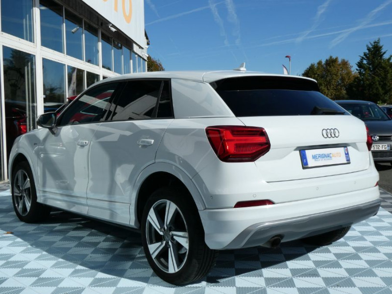 Photo 9 de l'offre de AUDI Q2 30 TFSI 116 S Tronic 7 Pk S LINE Ext. GPS LED JA18 Key Less Park Assist 1ère Main à 24250€ chez Mérignac auto