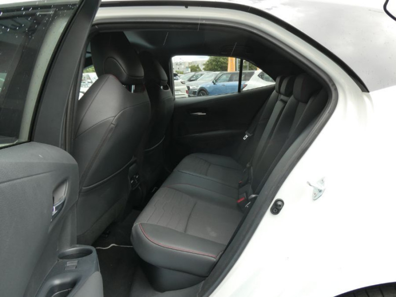 Photo 17 de l'offre de TOYOTA COROLLA XII 1.8 HYBRIDE 122H COLLECTION Ph.2 JA18 Camera 1ère Main à 28450€ chez Mérignac auto