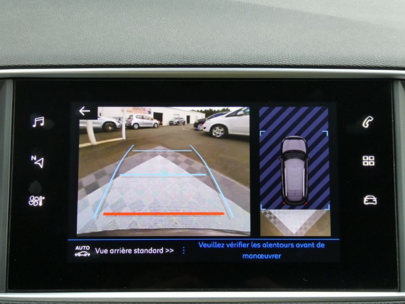 Photo 7 de l'offre de PEUGEOT 308 SW 1.5 BlueHDi 130 BVM6 ALLURE PACK Cockpit à 21450€ chez Mérignac auto