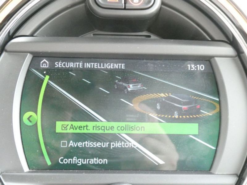 Photo 21 de l'offre de MINI CLUBMAN III 1.5 136 BVA COOPER CUIR GPS Camera CarPlay Key Less 1ère Main à 23890€ chez Mérignac auto