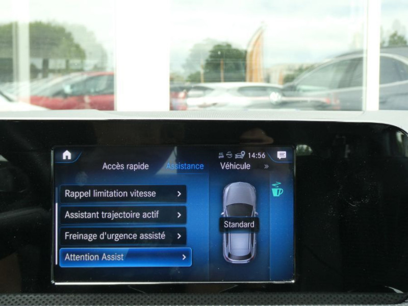 Photo 24 de l'offre de MERCEDES-BENZ CLASSE A IV 200 E 163cv 7G-DCT PROGRESSIVE GPS Camera JA17 LED à 27950€ chez Mérignac auto