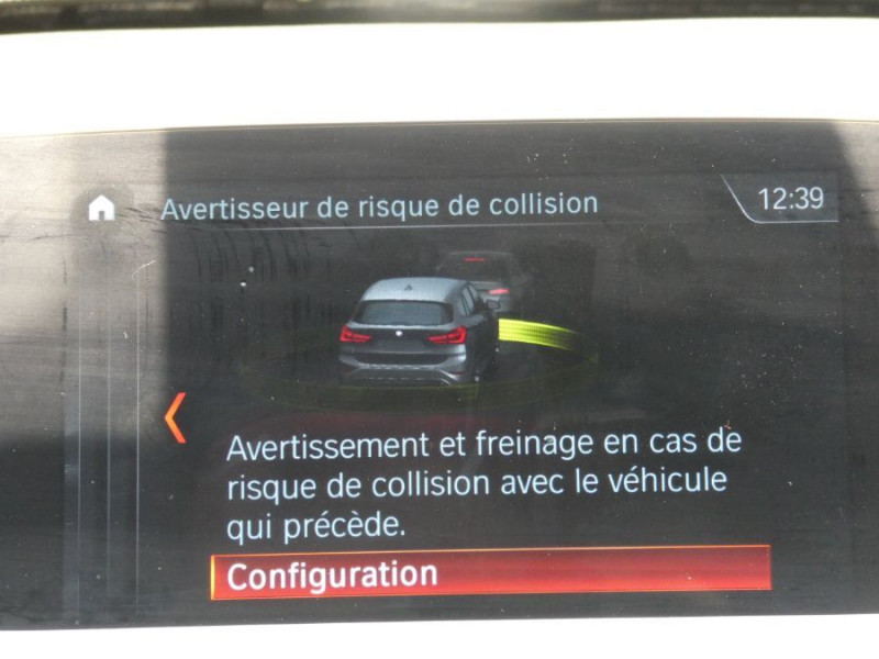 Photo 21 de l'offre de BMW X1 (F48) SDRIVE 18iA 140 BVA7 LOUNGE GPS Camera LED Privacy Glass RER Volant M Hayon élec. à 26950€ chez Mérignac auto