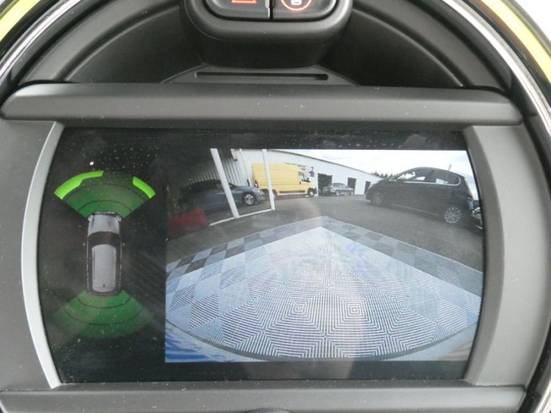 Photo 8 de l'offre de MINI CLUBMAN III 1.5 136 BVA COOPER CUIR GPS Camera CarPlay Key Less 1ère Main à 23890€ chez Mérignac auto