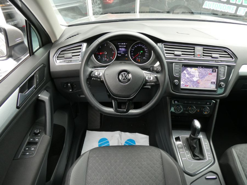 Photo 4 de l'offre de VOLKSWAGEN TIGUAN II 2.0 TDI 150 DSG7 BUSINESS GPS App Connect à 22950€ chez Mérignac auto