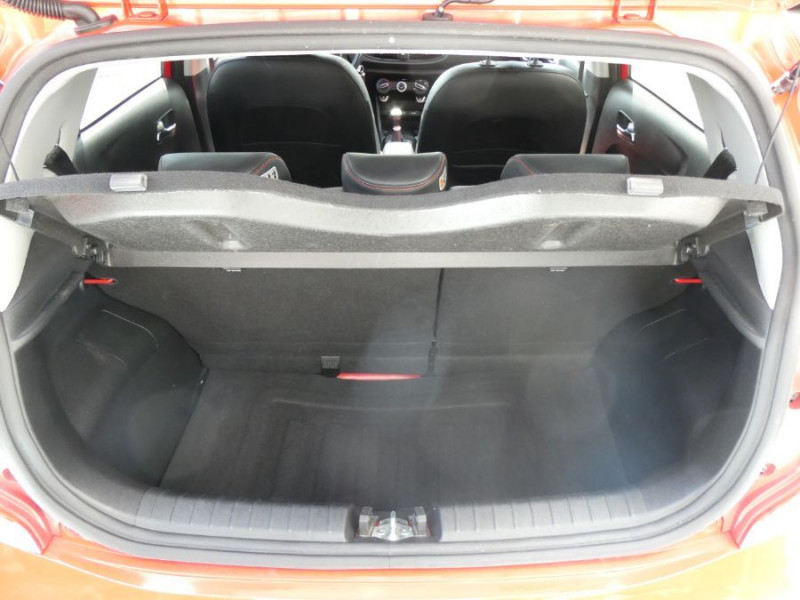 Photo 28 de l'offre de KIA PICANTO 1.2 84 GT LINE GPS Camera CarPlay Induction... à 12850€ chez Mérignac auto