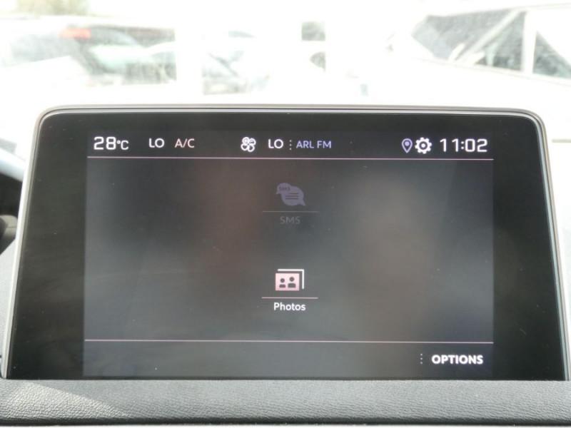 Photo 23 de l'offre de PEUGEOT 3008 II 1.2 PureTech 130 EAT8 GT LINE Full LED CarPlay SC à 22950€ chez Mérignac auto