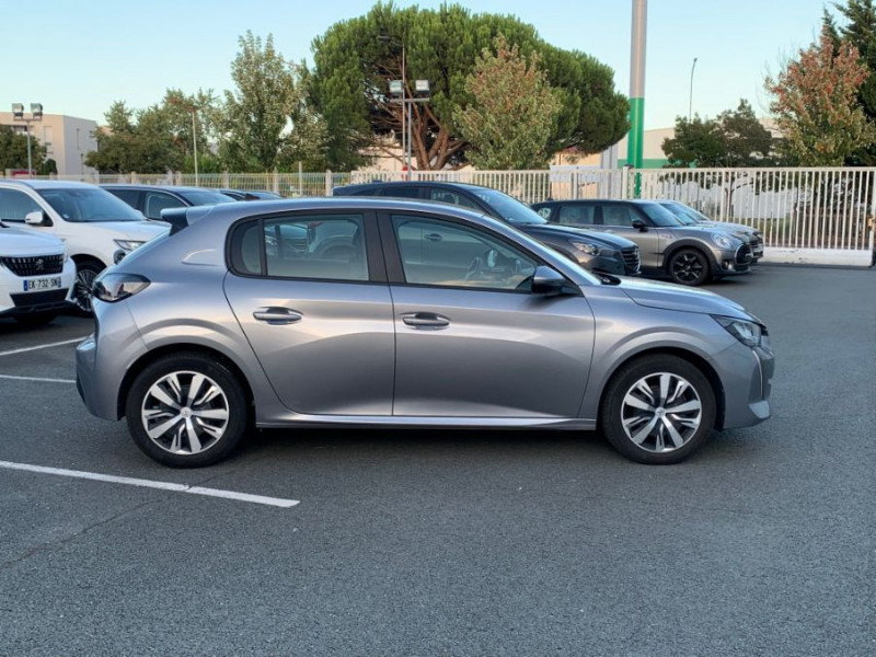 Photo 8 de l'offre de PEUGEOT 208 1.2 PureTech 100 BVM6 ACTIVE CLIM Auto SC CarPlay à 17690€ chez Mérignac auto