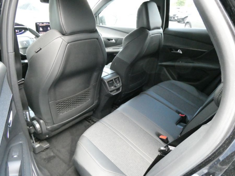 Photo 37 de l'offre de PEUGEOT 3008 II 1.2 PureTech 130 EAT8 GT LINE Camera CarPlay SC à 24450€ chez Mérignac auto