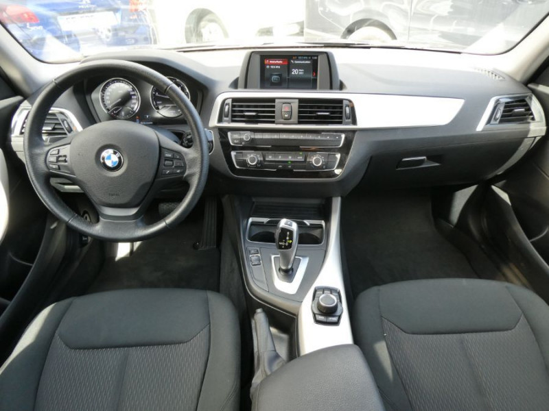 Photo 11 de l'offre de BMW SERIE 1 (F20) 118iA 136 BVA8 PACK Clim Auto Bluetooth à 21450€ chez Mérignac auto