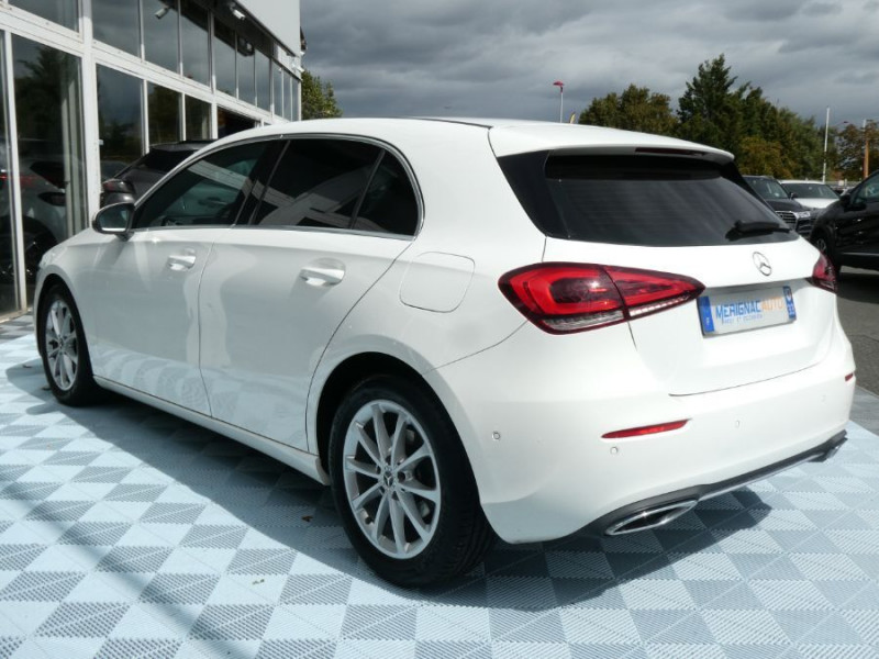 Photo 10 de l'offre de MERCEDES-BENZ CLASSE A IV 200 E 163cv 7G-DCT PROGRESSIVE GPS Camera JA17 LED à 27950€ chez Mérignac auto