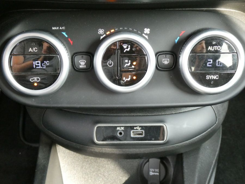 Photo 26 de l'offre de FIAT 500 X 1.6 MULTIJET 16V 120 BVM6 CROSS GPS 1ère Main à 15450€ chez Mérignac auto