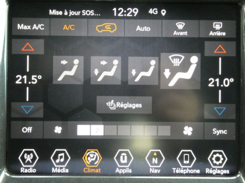 Photo 34 de l'offre de JEEP COMPASS II 1.3 PHEV T4 240 AT6 4XE AWD S Toit Ouvrant à 33490€ chez Mérignac auto