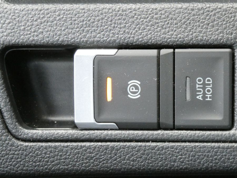 Photo 39 de l'offre de VOLKSWAGEN T-ROC New 1.5 TSI 150 BVA7 Facelift STYLE PLUS ACC GPS LED IQ à 29850€ chez Mérignac auto