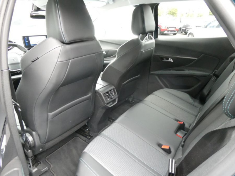 Photo 40 de l'offre de PEUGEOT 3008 II (2) 1.5 BlueHDi 130 EAT8 ALLURE PACK Camera à 30450€ chez Mérignac auto