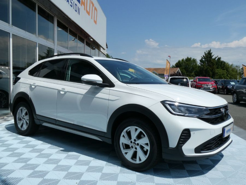 Photo 2 Volkswagen TAIGO 1.0 TSI 110 BVA7 PACK GPS CLIM Auto SC Privacy Glass ESSENCE BLANC PUR en vente chez Mérignac auto Photo 2 de l'offre de VOLKSWAGEN TAIGO 1.0 TSI 110 BVA7 PACK GPS CLIM Auto SC Privacy Glass à 20950€ chez Mérignac auto