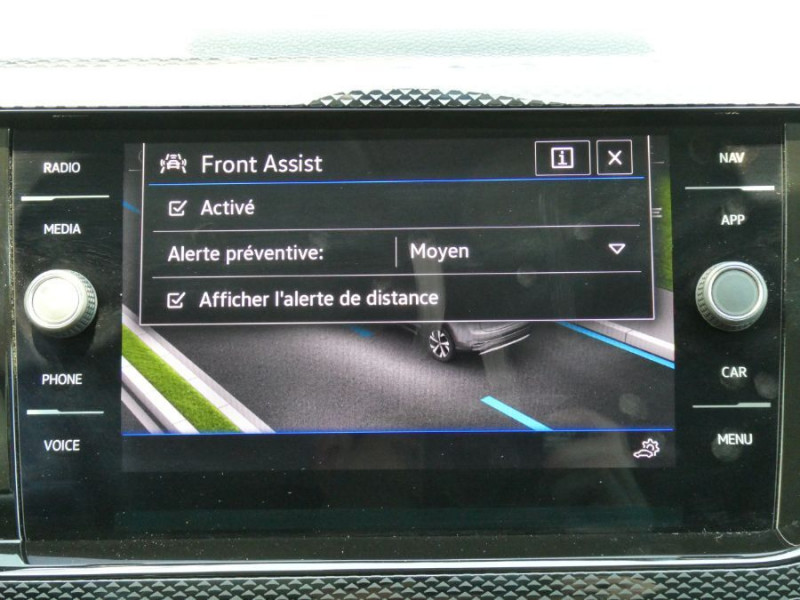 Photo 22 de l'offre de VOLKSWAGEN TAIGO 1.0 TSI 110 BVA7 PACK GPS CLIM Auto SC Privacy Glass à 25450€ chez Mérignac auto