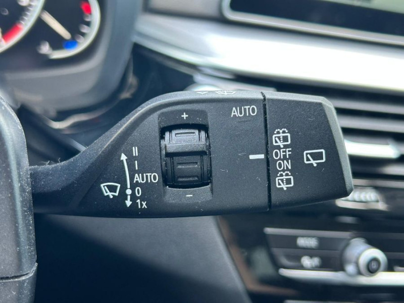 Photo 16 de l'offre de BMW SERIE 5 TOURING (G31) 520D 190 BVM6 LOUNGE GPS Camera Hayon EL. à 22990€ chez Mérignac auto