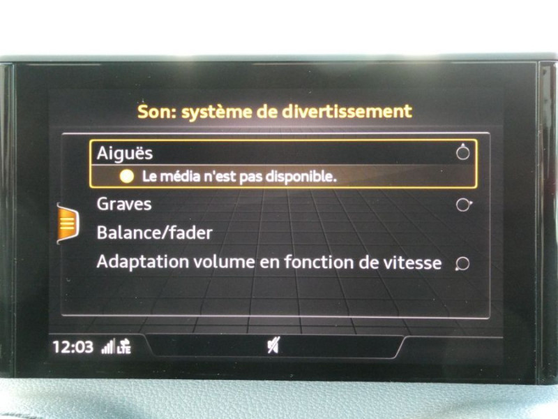 Photo 21 de l'offre de AUDI Q2 30 TFSI 116 S Tronic 7 Pk S LINE Ext. GPS LED JA18 Key Less Park Assist 1ère Main à 24250€ chez Mérignac auto