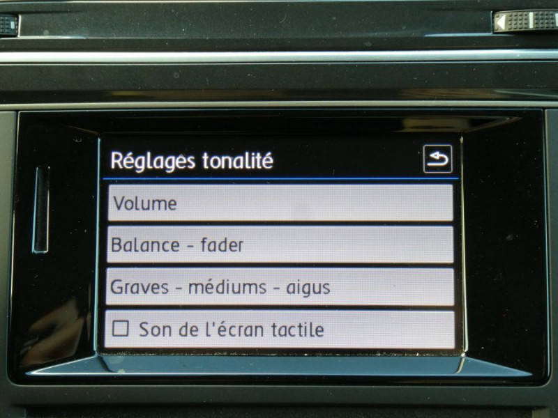 Photo 23 de l'offre de VOLKSWAGEN TIGUAN II 1.4 TSI 150 DSG6 COMFORTLINE Radars Attel. à 22950€ chez Mérignac auto