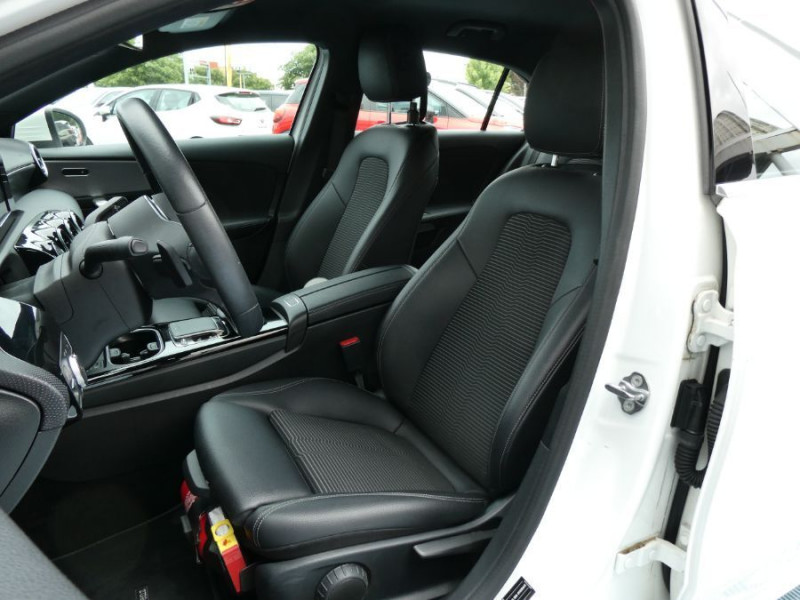 Photo 5 de l'offre de MERCEDES-BENZ CLASSE A IV 200 E 163cv 7G-DCT PROGRESSIVE GPS Camera JA17 LED à 27950€ chez Mérignac auto