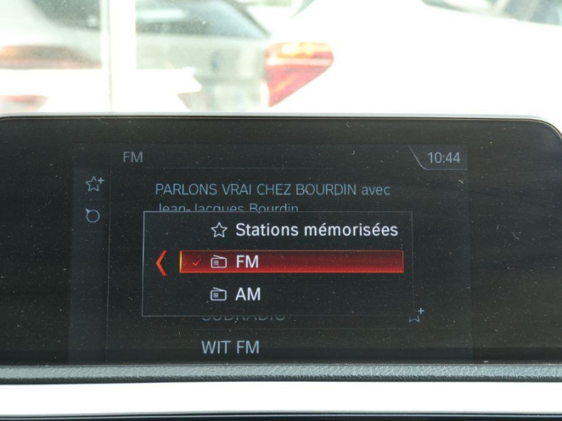 Photo 19 de l'offre de BMW SERIE 1 (F20) 118i 136 BVM6 PACK GPS JA17 Radars Volant M Privacy Glass à 19950€ chez Mérignac auto