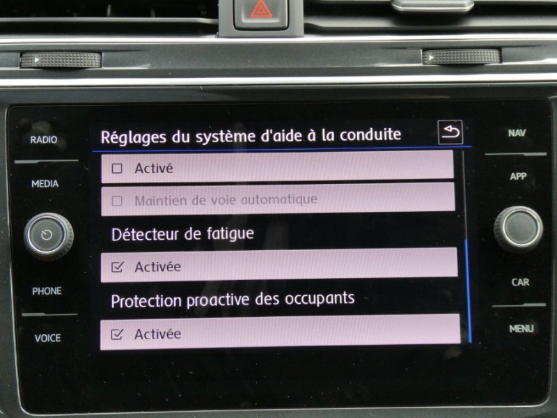 Photo 21 de l'offre de VOLKSWAGEN TIGUAN II 1.4 TSI 150 DSG6 TRENDLINE GPS Privacy Glass à 25750€ chez Mérignac auto