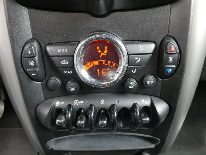 Photo 16 de l'offre de MINI PACEMAN 1.6D 112 BVM6 PACK CHILI Semi CUIR JA17 à 11990€ chez Mérignac auto