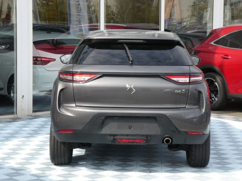 Photo 8 de l'offre de DS DS3 CROSSBACK BlueHDi 100 BV6 SO CHIC JA17 CarPlay ADML à 18950€ chez Mérignac auto