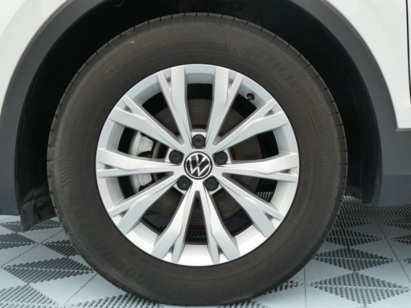 Photo 42 de l'offre de VOLKSWAGEN TIGUAN II (2) 1.5 TSI 130 BVM6 ADVANCE CarPlay ACC Radars à 29490€ chez Mérignac auto