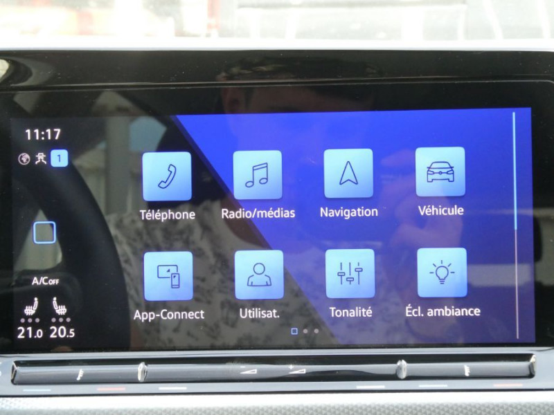 Photo 31 de l'offre de VOLKSWAGEN GOLF VIII 1.0 TSI 110 BV6 ACTIVE GPS Cockpit SC à 23450€ chez Mérignac auto