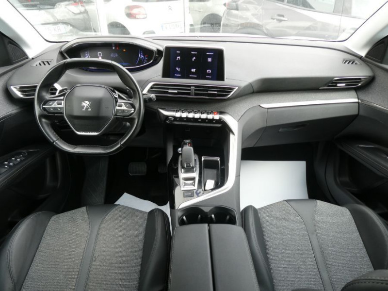 Photo 15 de l'offre de PEUGEOT 3008 II 1.5 BlueHDI 130 EAT8 ALLURE PACK Hayon EL. JA19 Régul ACC à 27450€ chez Mérignac auto