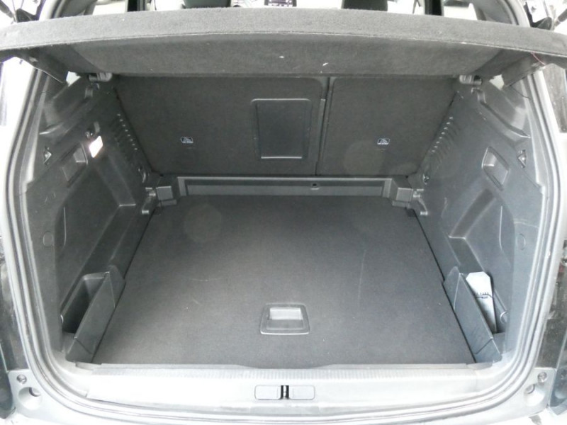 Photo 21 de l'offre de PEUGEOT 3008 II 1.2 PureTech 130 EAT8 GT LINE Camera CarPlay SC à 24750€ chez Mérignac auto