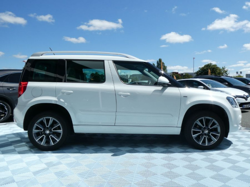 Photo 35 de l'offre de SKODA YETI 1.4 TSI 125 BVM6 4X2 DRIVE CarPlay 1ère Main à 14950€ chez Mérignac auto
