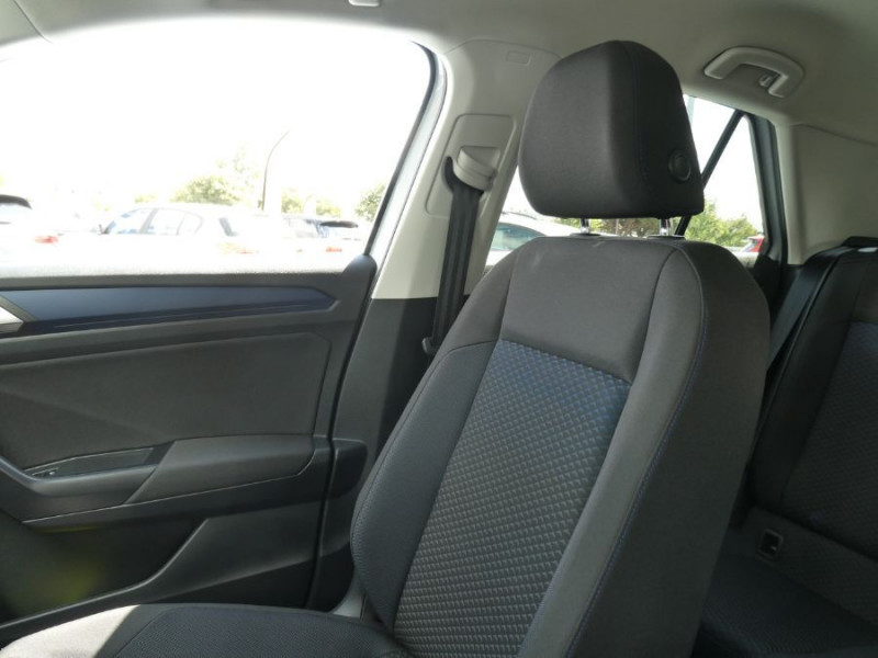 Photo 35 de l'offre de VOLKSWAGEN T-ROC 2.0 TDI 116 BV6 UNITED GPS ACC Key Less Hayon EL. à 26450€ chez Mérignac auto