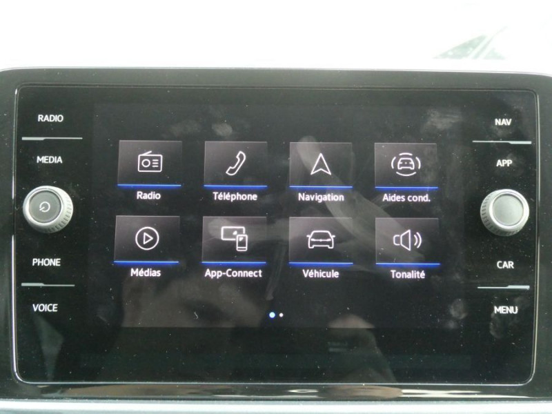 Photo 20 de l'offre de VOLKSWAGEN T-ROC New 1.5 TSI 150 BVA7 Facelift STYLE PLUS ACC GPS LED IQ à 29850€ chez Mérignac auto