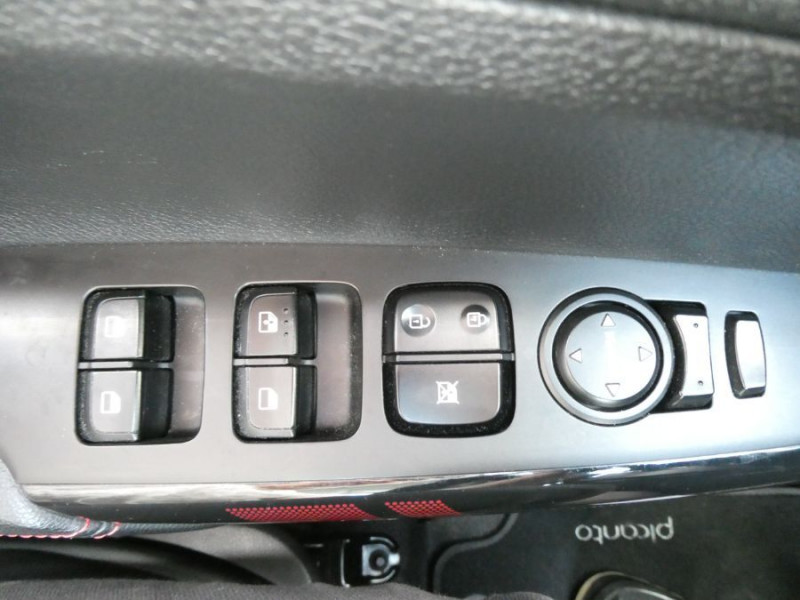 Photo 20 de l'offre de KIA PICANTO 1.2 84 GT LINE GPS Camera CarPlay Induction... à 12850€ chez Mérignac auto