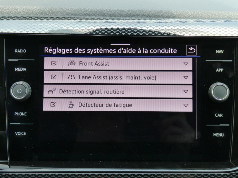 Photo 24 de l'offre de VOLKSWAGEN TAIGO 1.0 TSI 110 BVA7 PACK GPS CLIM Auto SC Privacy Glass à 23950€ chez Mérignac auto