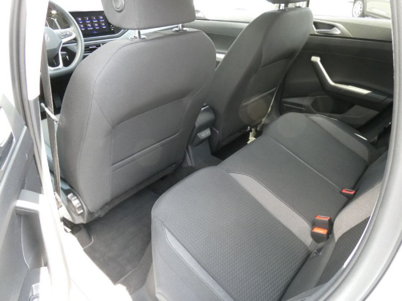 Photo 17 Volkswagen TAIGO 1.0 TSI 110 BVA7 PACK GPS CLIM Auto SC Privacy Glass ESSENCE BLANC PUR en vente chez Mérignac auto Photo 17 de l'offre de VOLKSWAGEN TAIGO 1.0 TSI 110 BVA7 PACK GPS CLIM Auto SC Privacy Glass à 20950€ chez Mérignac auto