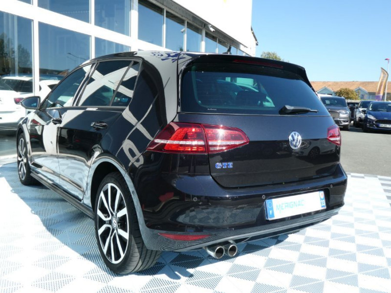 Photo 10 de l'offre de VOLKSWAGEN GOLF VII 1.4 TSI 204 GTE HYBRIDE Rechargeable TOE JA18 Camera à 20950€ chez Mérignac auto