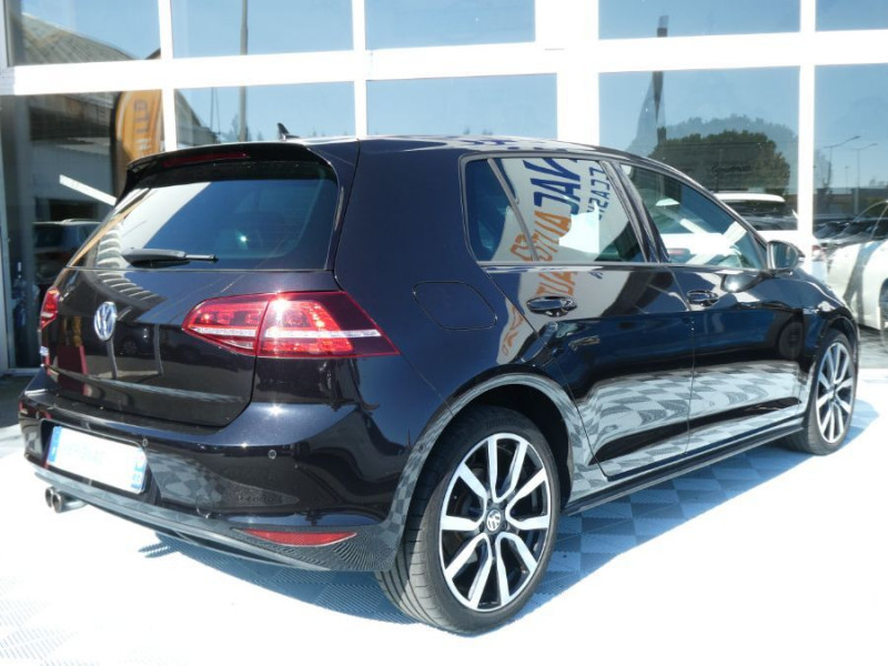 Photo 12 de l'offre de VOLKSWAGEN GOLF VII 1.4 TSI 204 GTE HYBRIDE Rechargeable TOE JA18 Camera à 20950€ chez Mérignac auto