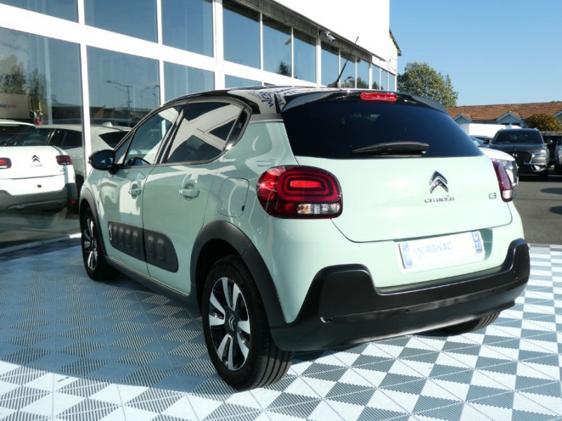 Photo 10 de l'offre de CITROEN C3 III 1.2 PureTech 82 SHINE CarPlay SC TOIT Pano JA16 à 14750€ chez Mérignac auto