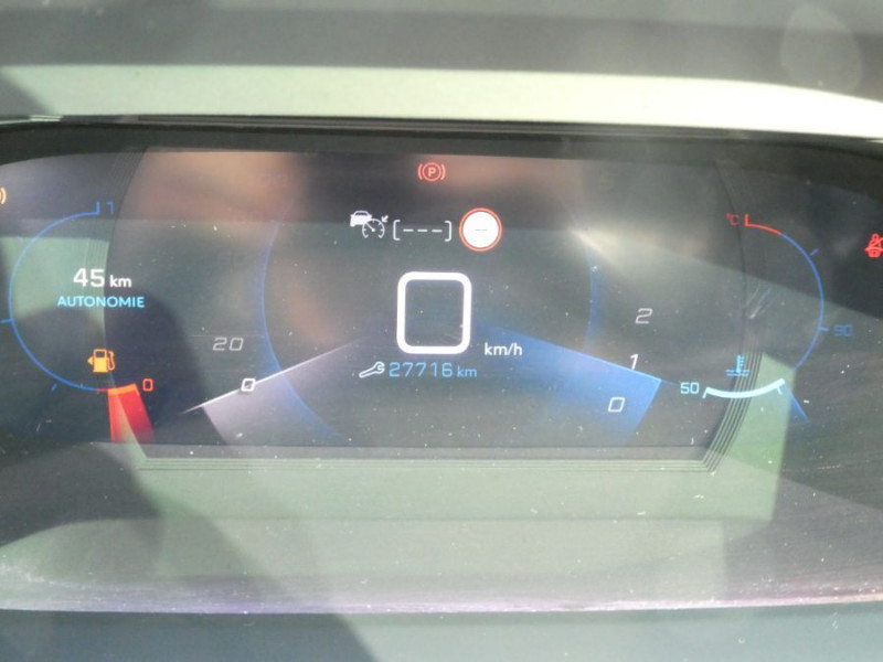 Photo 23 de l'offre de PEUGEOT 208 II 1.2 PureTech 100 BVM6 ALLURE PACK Cockpit 3D TOIT Pano à 18450€ chez Mérignac auto