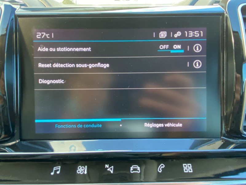 Photo 18 de l'offre de CITROEN C5 AIRCROSS 1.5 BlueHDi 130 EAT8 FEEL Camera Grip Control Induction à 25450€ chez Mérignac auto
