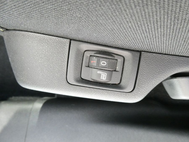 Photo 13 de l'offre de CITROEN C3 III NEW 1.2 PureTech 82 SHINE CarPlay SC JA16 à 14450€ chez Mérignac auto