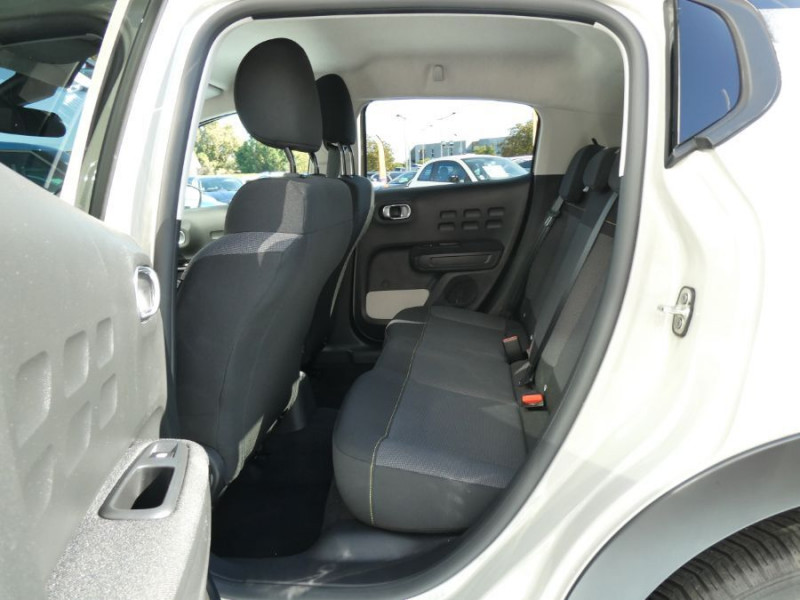 Photo 14 de l'offre de CITROEN C3 III NEW 1.2 PureTech 82 SHINE CarPlay SC JA16 à 14450€ chez Mérignac auto